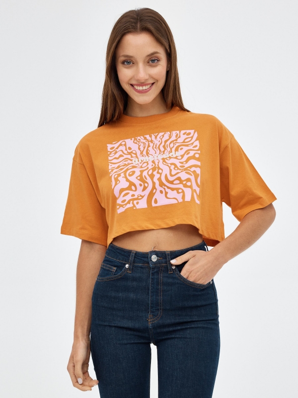 Camiseta crop gratitude naranja caldera vista media frontal