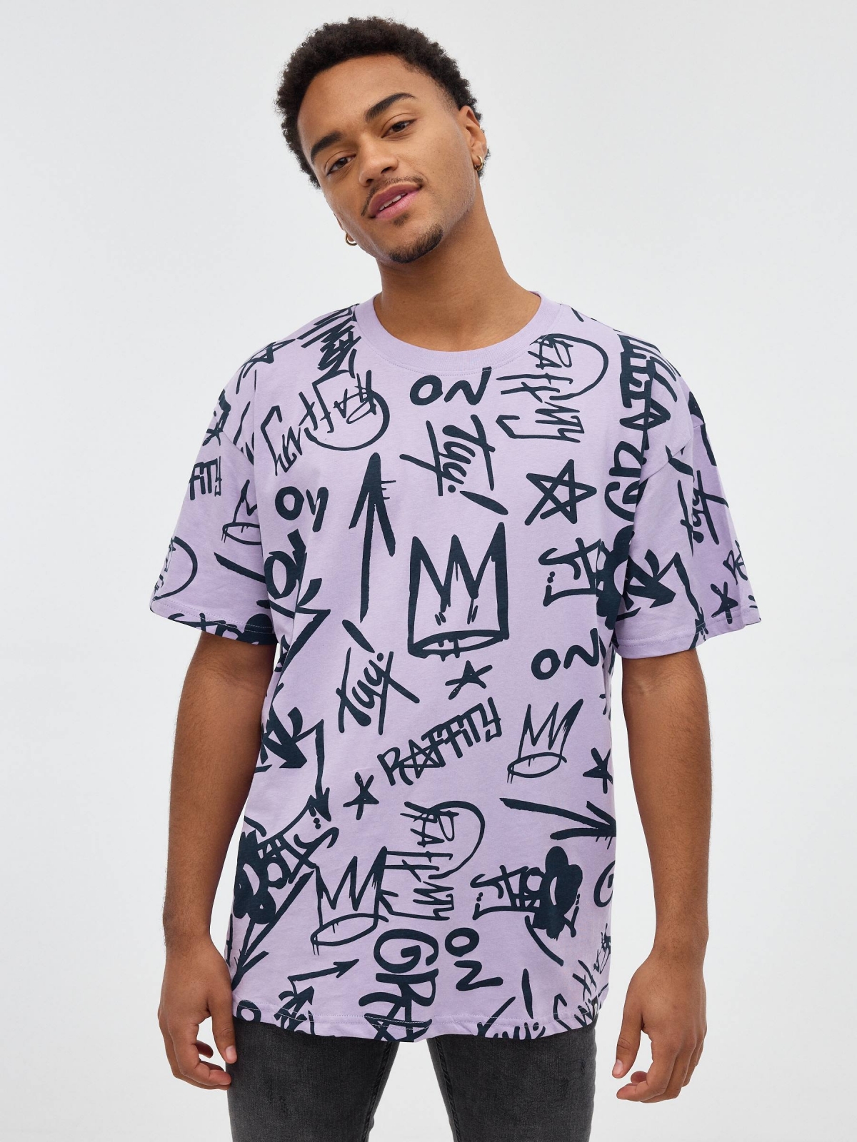 Graffiti printed t-shirt mauve middle front view