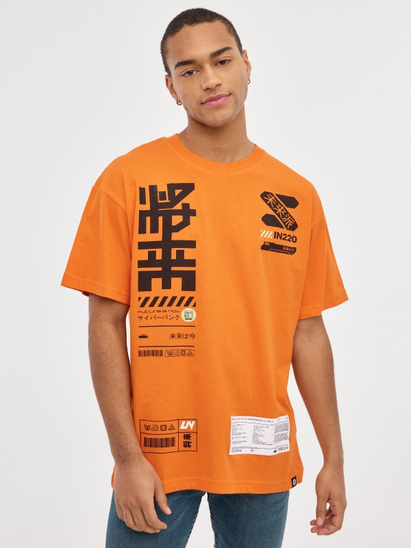 T-shirt impressão japonesa cor-de-laranja laranja vista meia frontal
