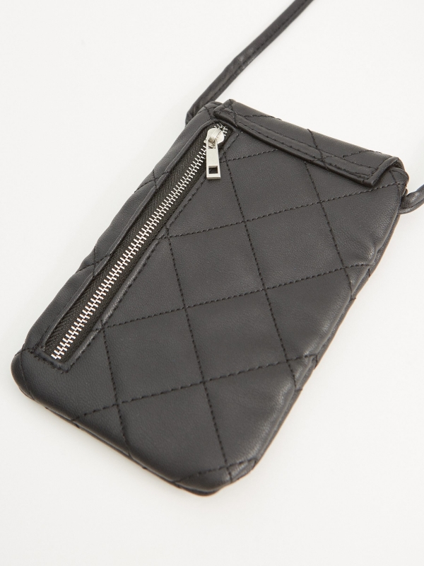 Quilted smartphone bag black detail view