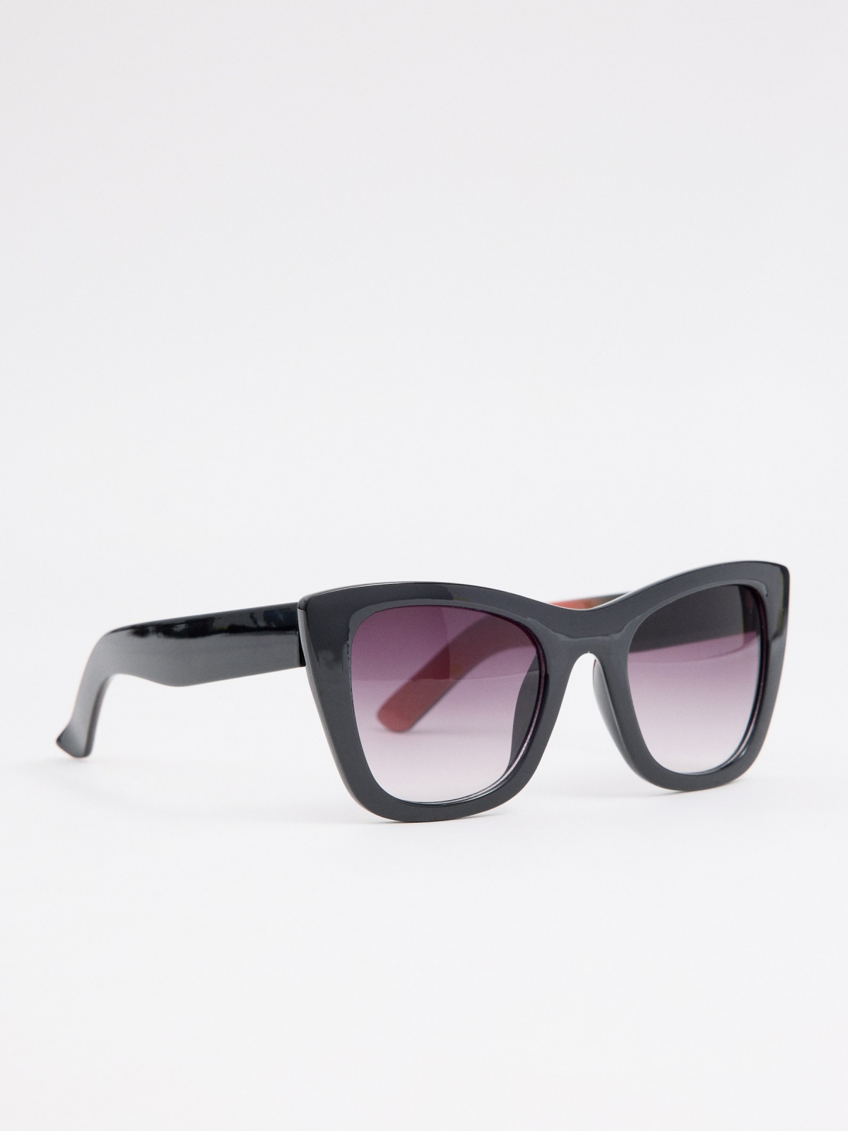 Square cat eye sunglasses black detail view