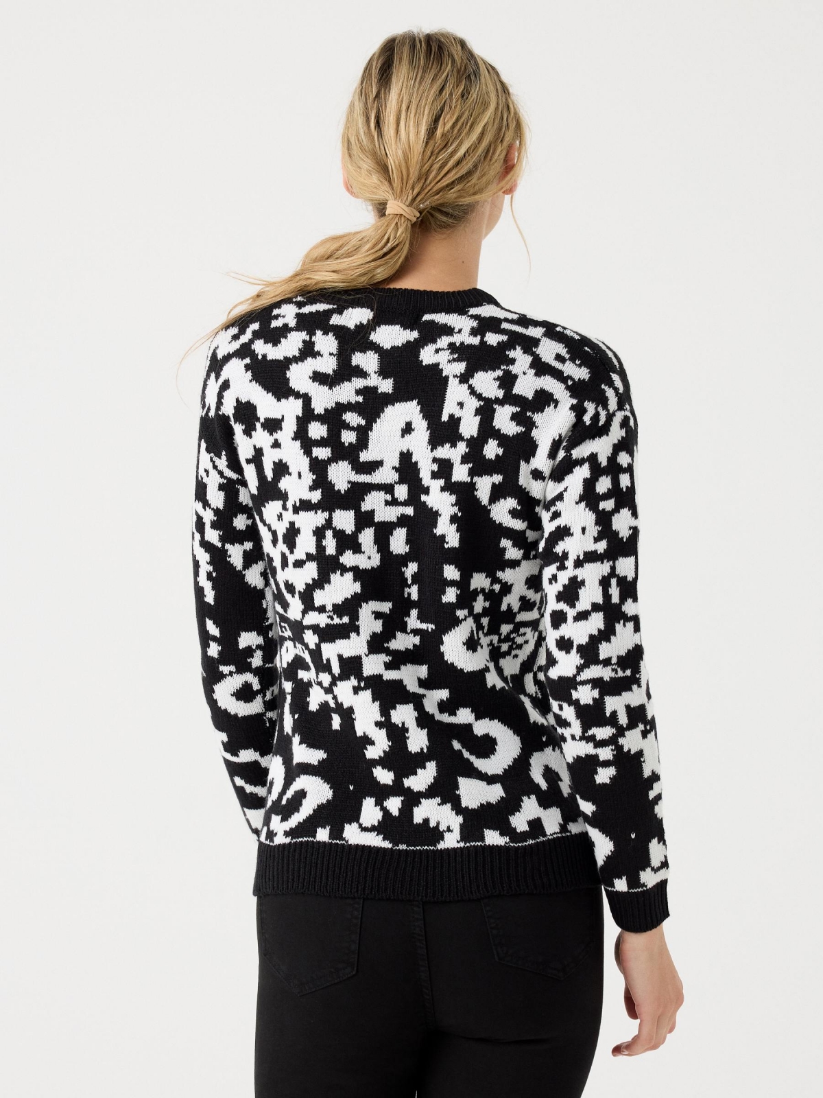 Black and white abstract sweater black middle back view