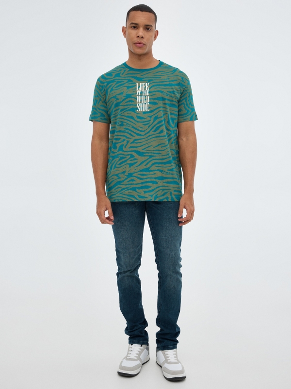 Graphic print t-shirt emerald front view