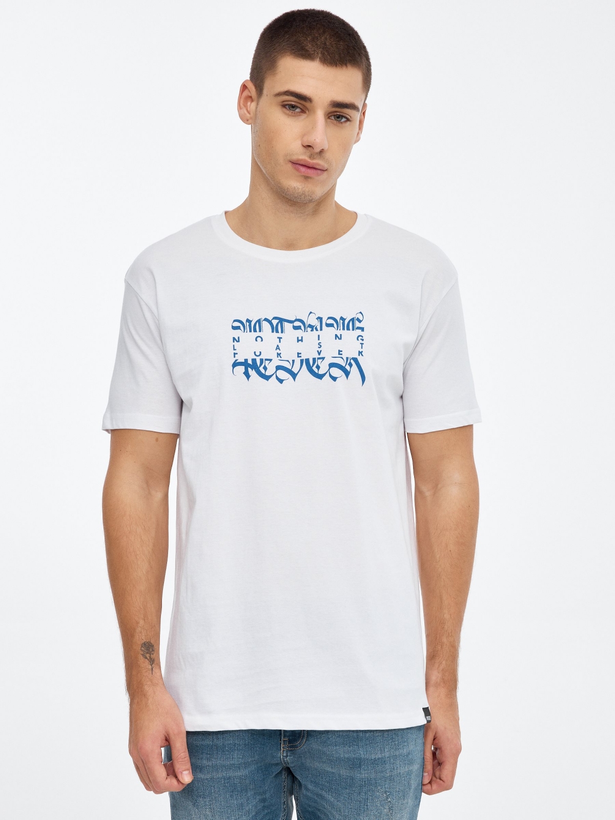T-shirt  impresso branco vista meia frontal