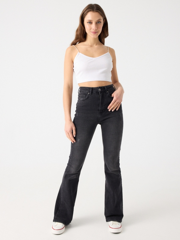 Jeans flare preto cintura alta preto vista geral frontal