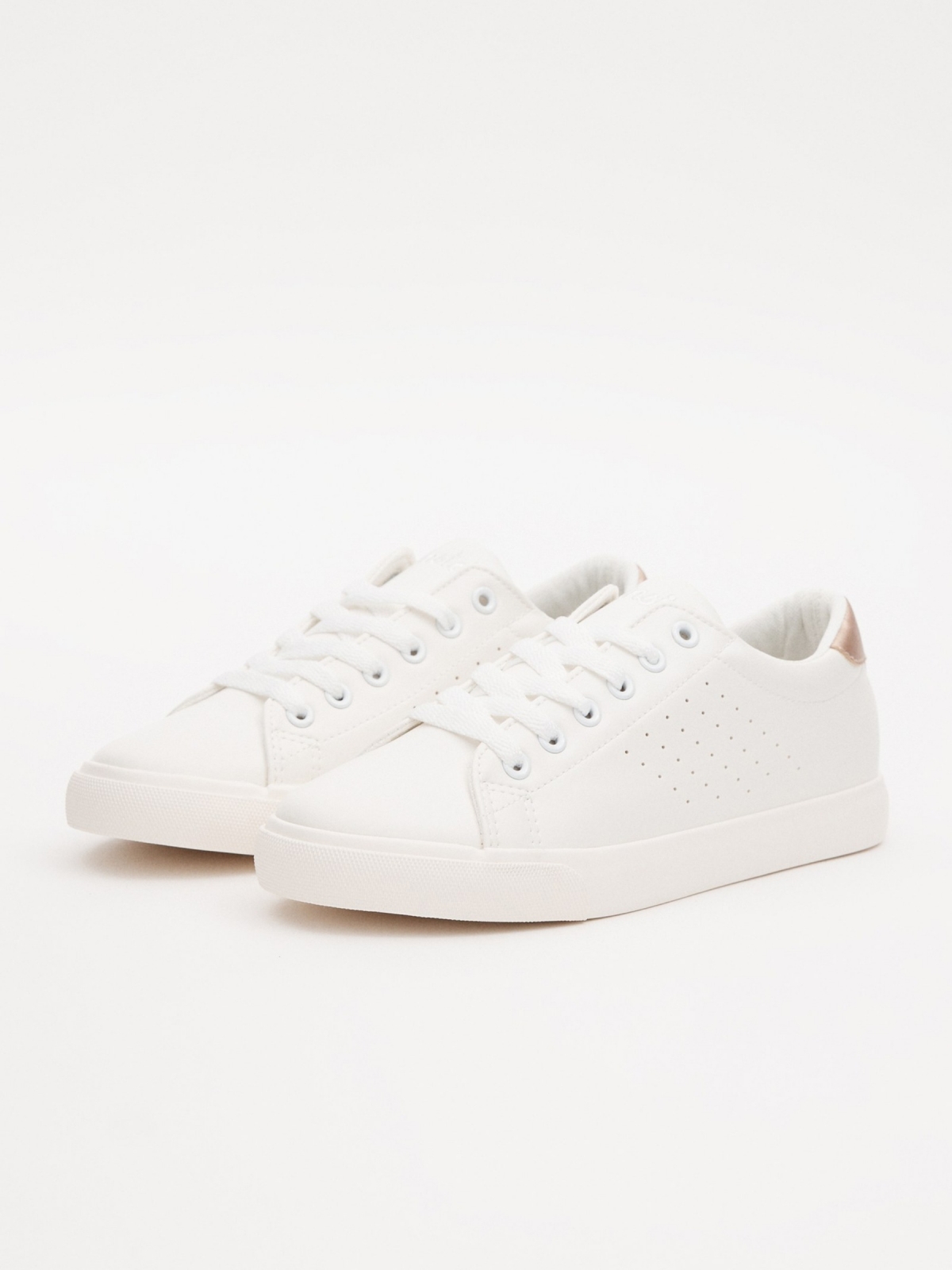 White casual sneaker white 45º front view
