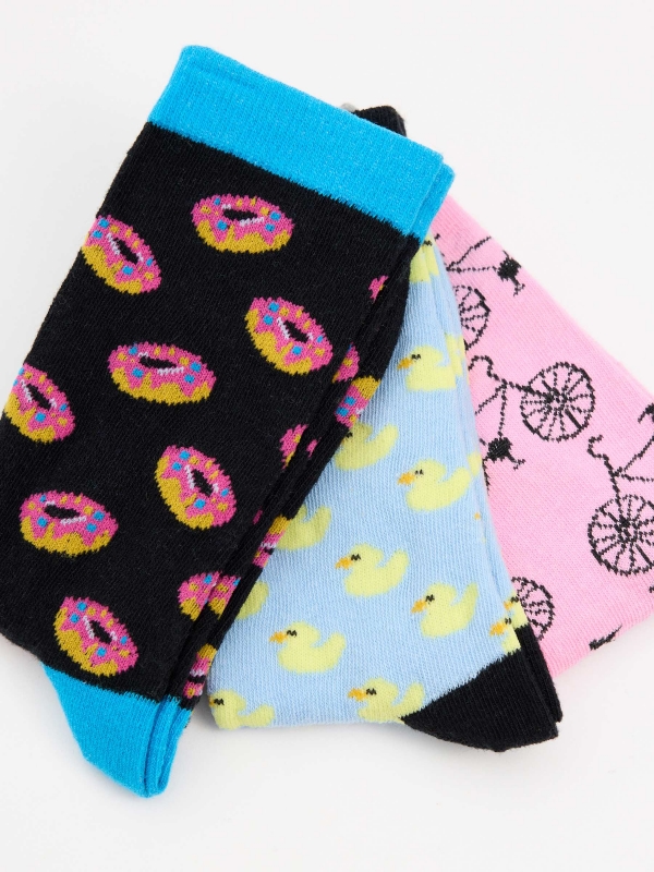 Pack of 3 socks with printed motifs middle back view