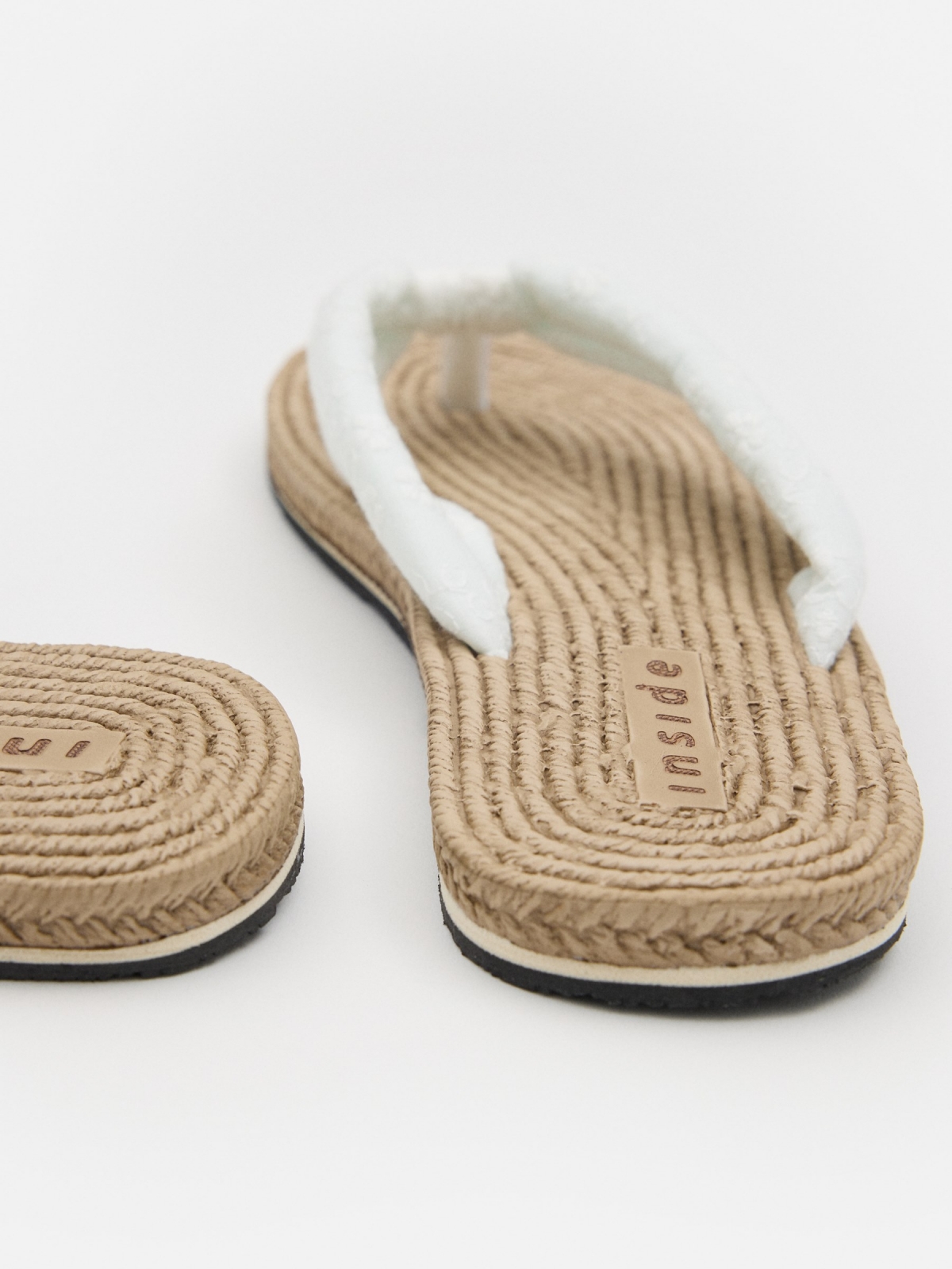 Embroidered thong sandal off white detail view