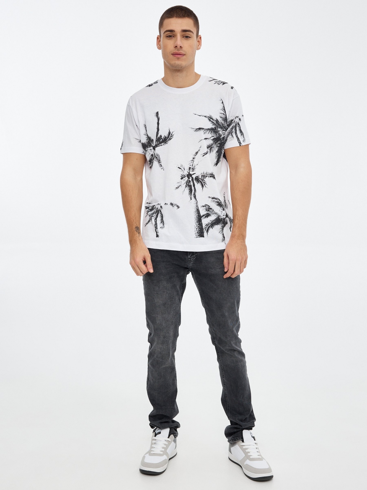 Palm tree printed t-shirt white front view