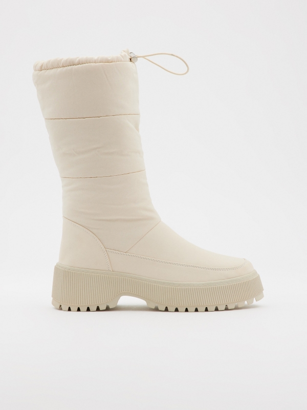 White padded boots beige