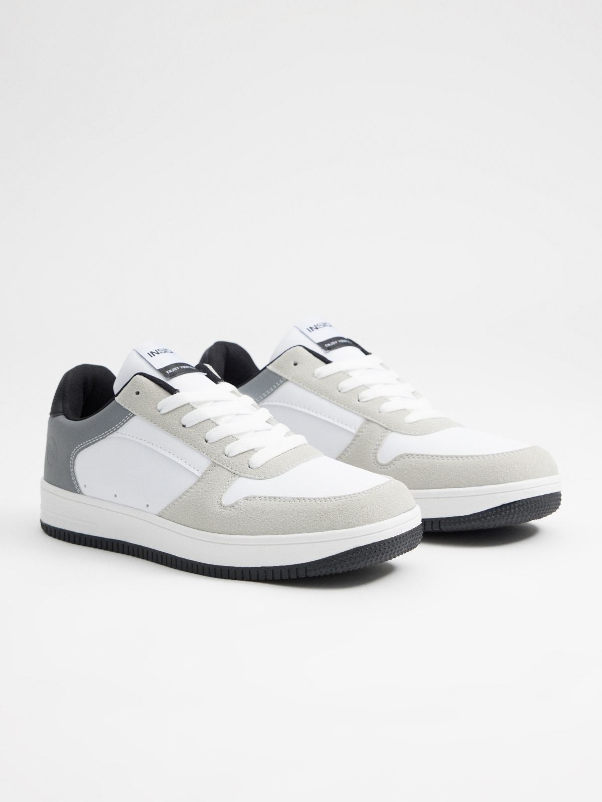 Combined casual sneaker white 45º front view