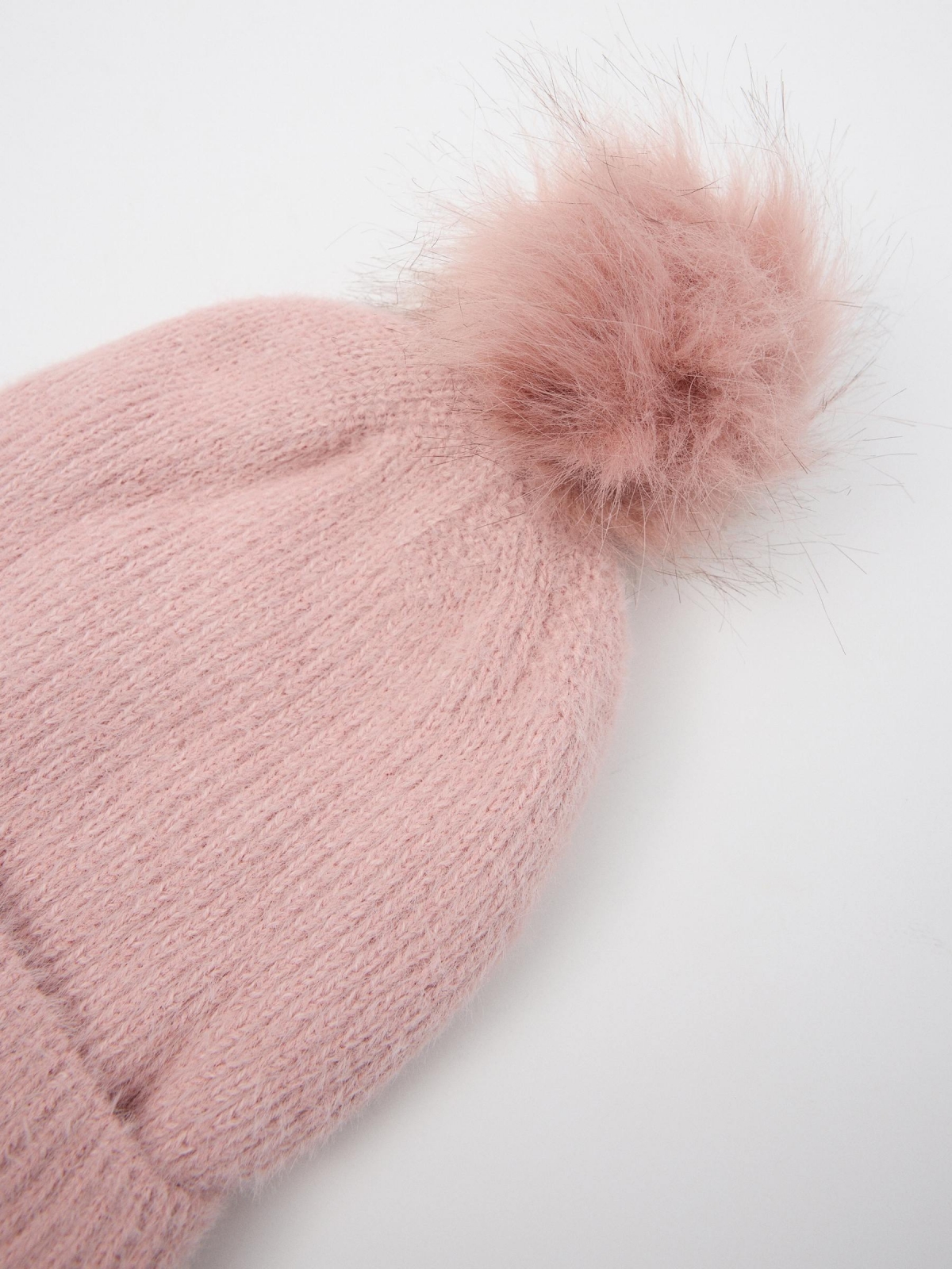 Pink ribbed hat with pompom pink middle 45º front view
