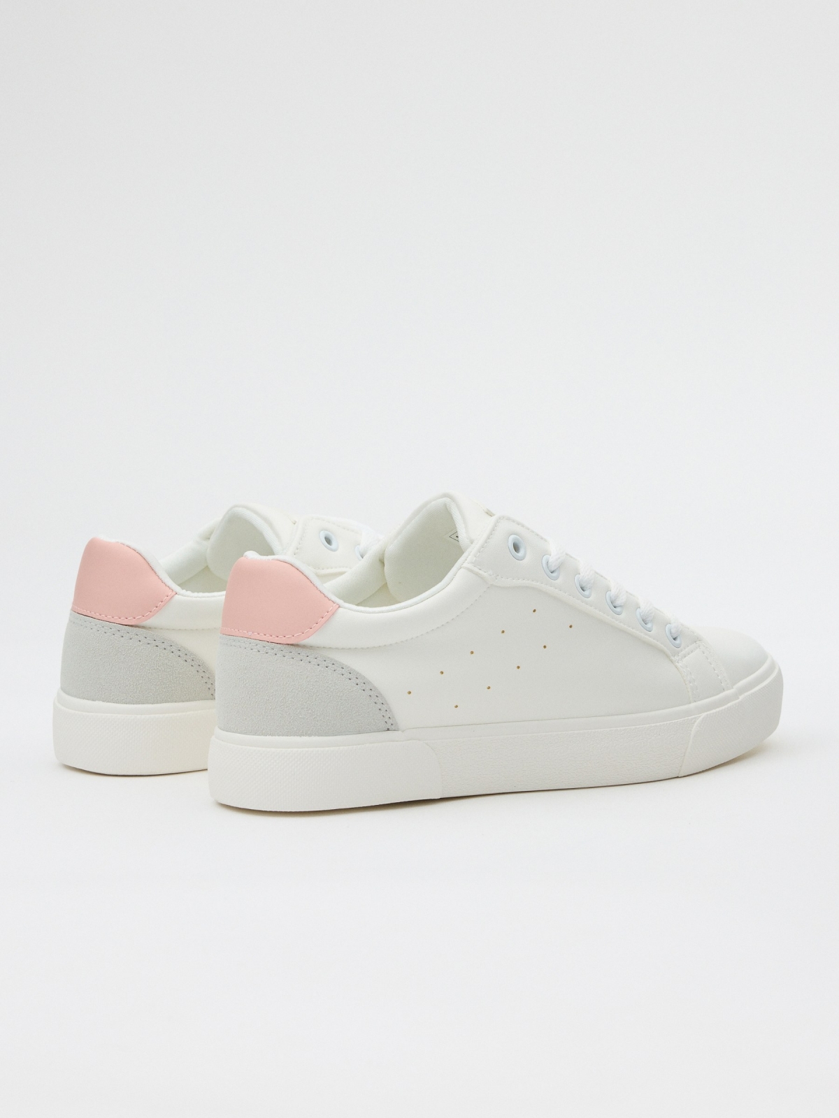 Sneakers Casual Tennis white 45º back view
