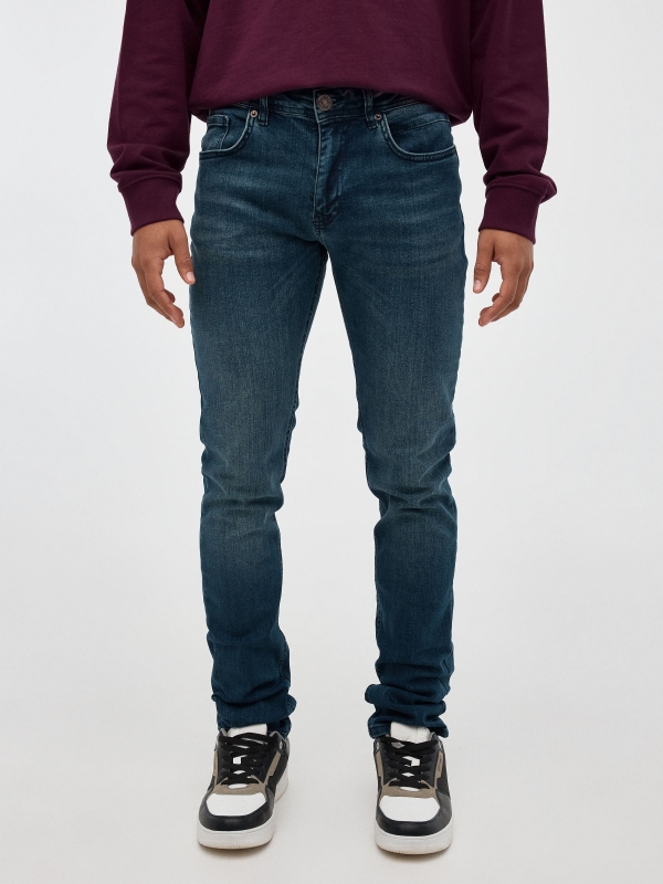 Dark blue slim jeans blue middle front view