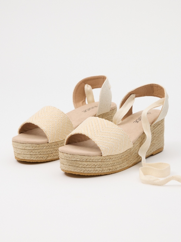 Jute wedge natural shovel off white 45º front view