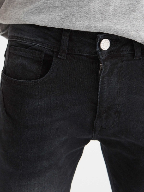 Jeans super slim preto lavado preto vista detalhe