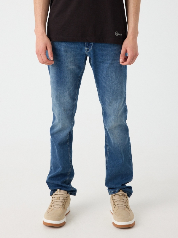 Regular washed blue jeans blue middle front view