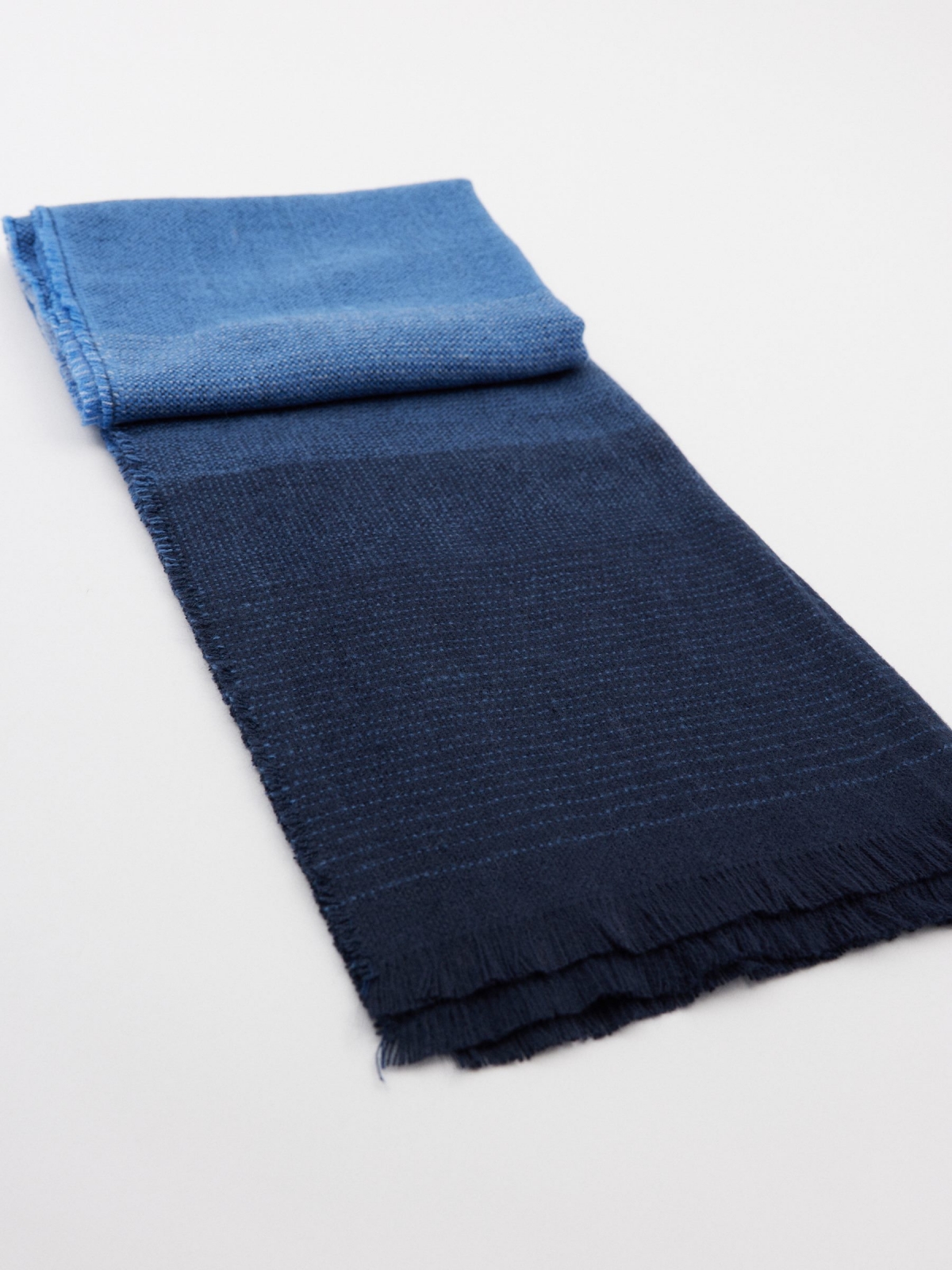 Men's scarf folded view