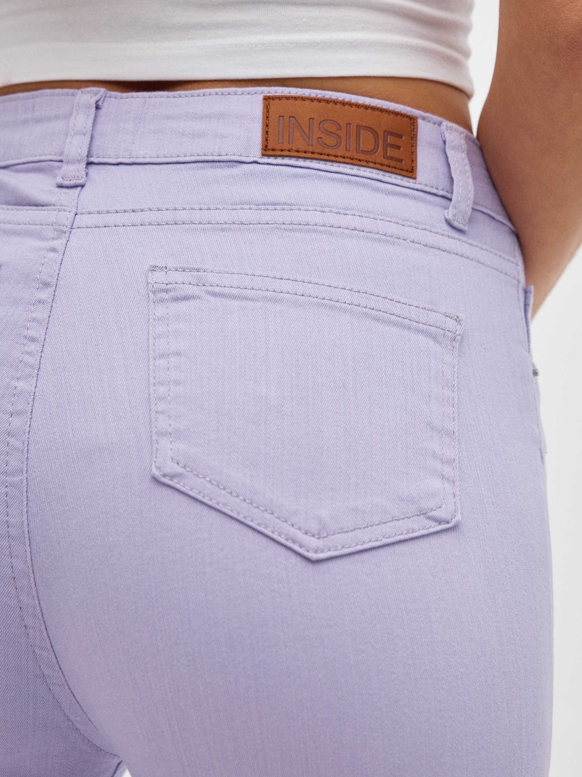 Basic skinny pants mauve detail view