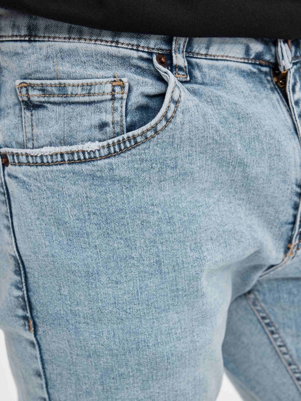 Jeans regular azul claro vista detalle