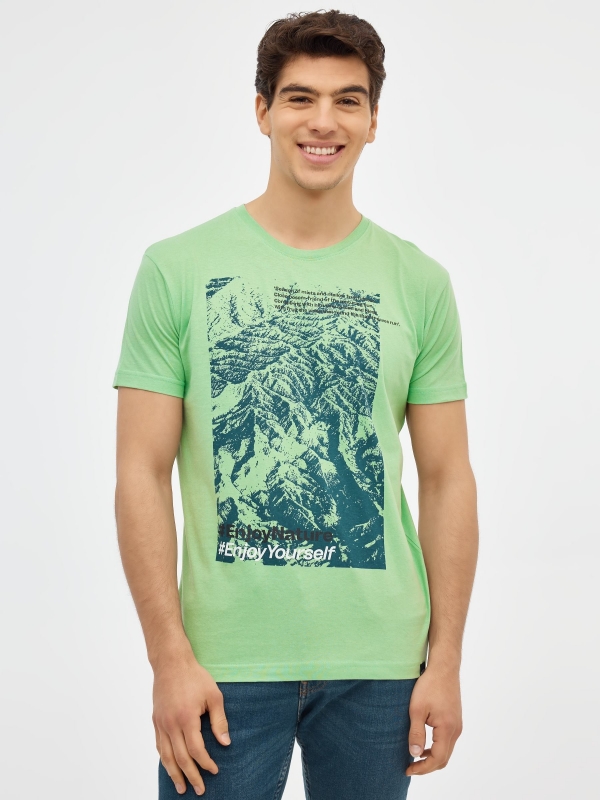 T-shirt com estampa da natureza verde claro vista meia frontal