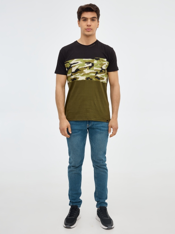 Camouflage T-shirt with pocket black front view