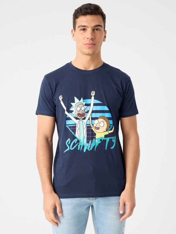 Camiseta com estampa Rick e Morty azul marinho vista meia frontal