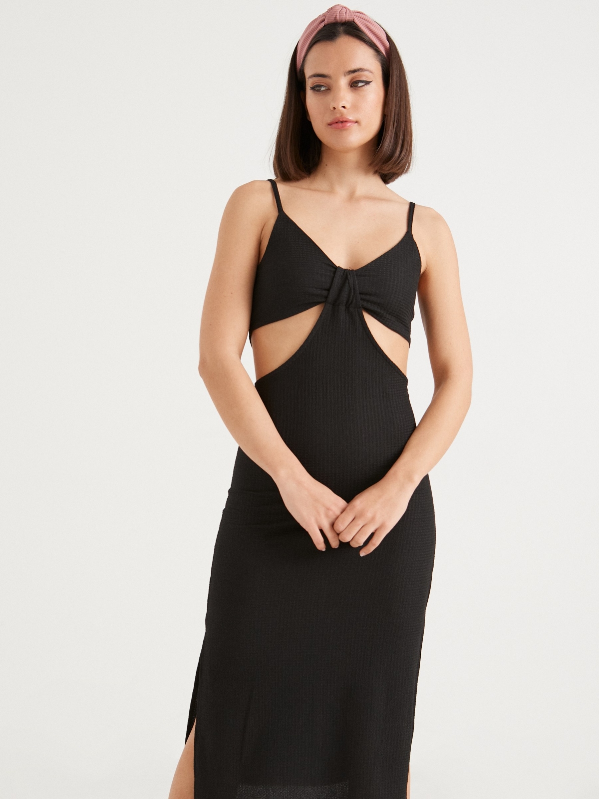 Cut-out midi dress black middle front view