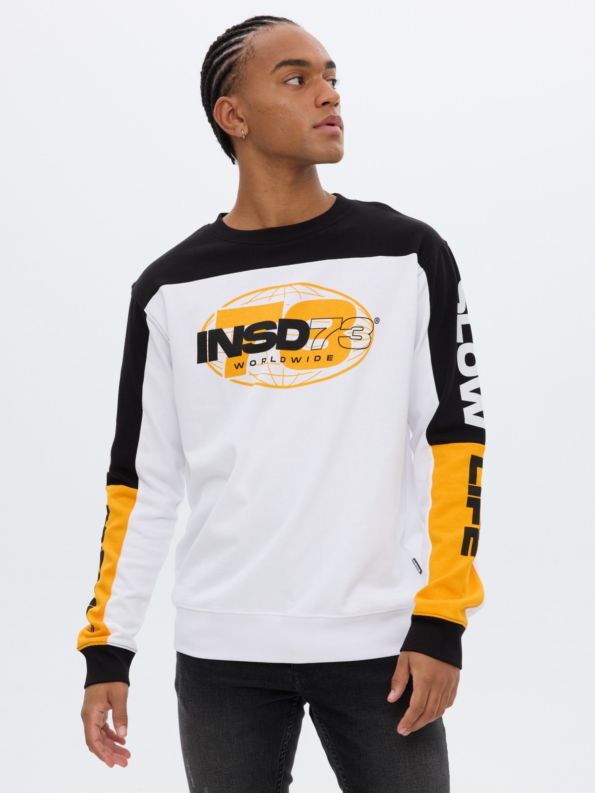 Sports sweatshirt white middle front view