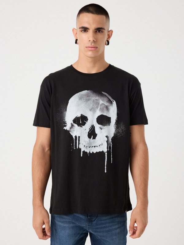 painted skull t-shirt black middle front view