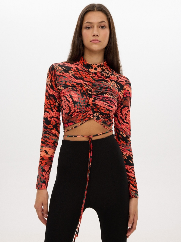 Printed turtleneck t-shirt black middle front view