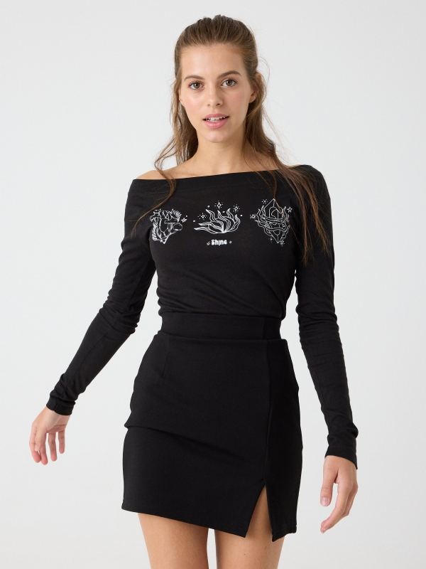 T-shirt with bardot neckline black middle front view
