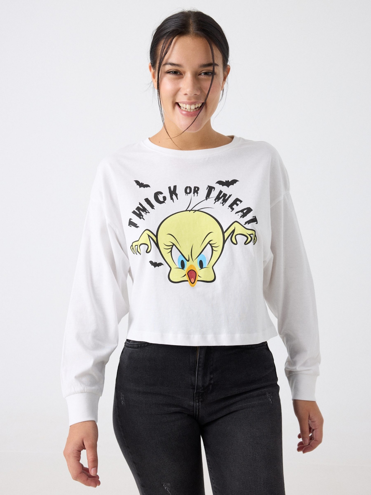 Tweety Halloween print t-shirt white middle front view
