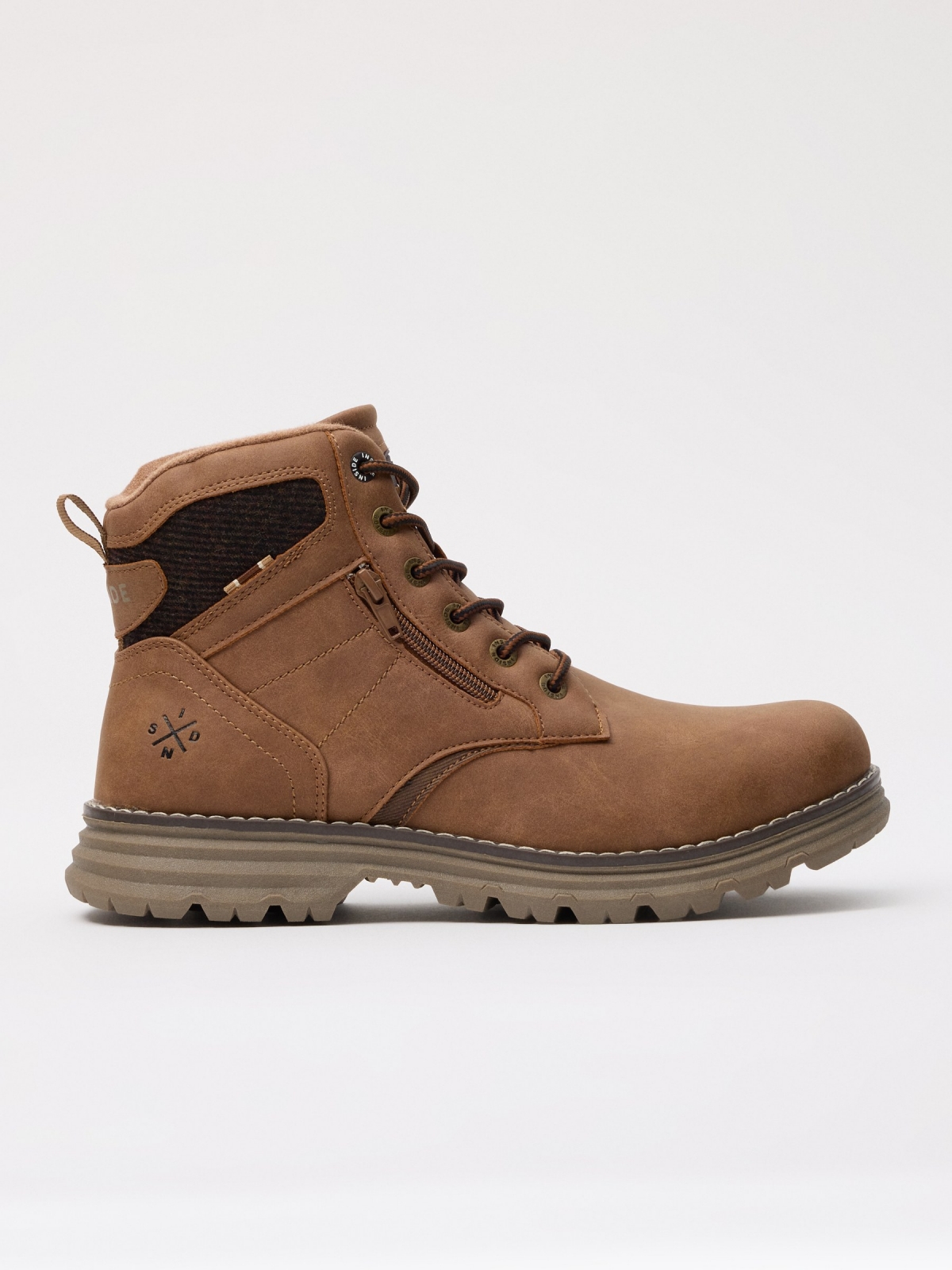 Combined mountaineering boot