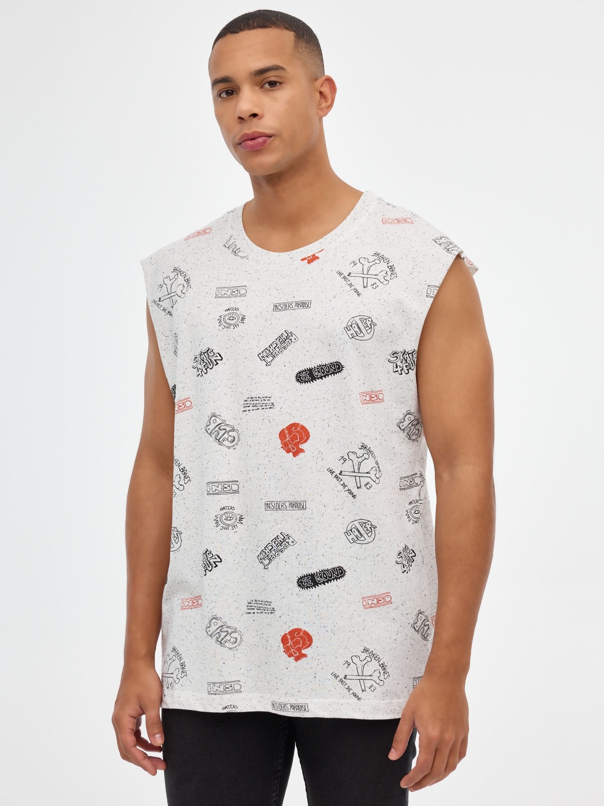 Printed sleeveless t-shirt grey middle front view