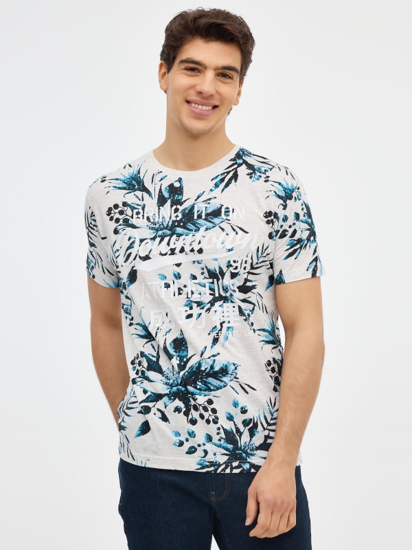 T-shirt de impressão tropical com texto cinza vista meia frontal
