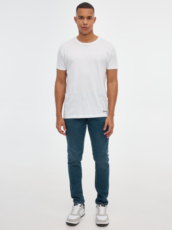 Basic slim jeans blue front view