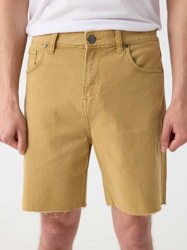 Five-pocket denim bermuda shorts camel detail view