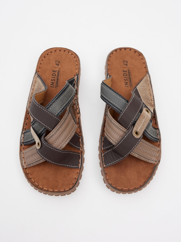 Leather effect crossed strap sandal brown zenithal view
