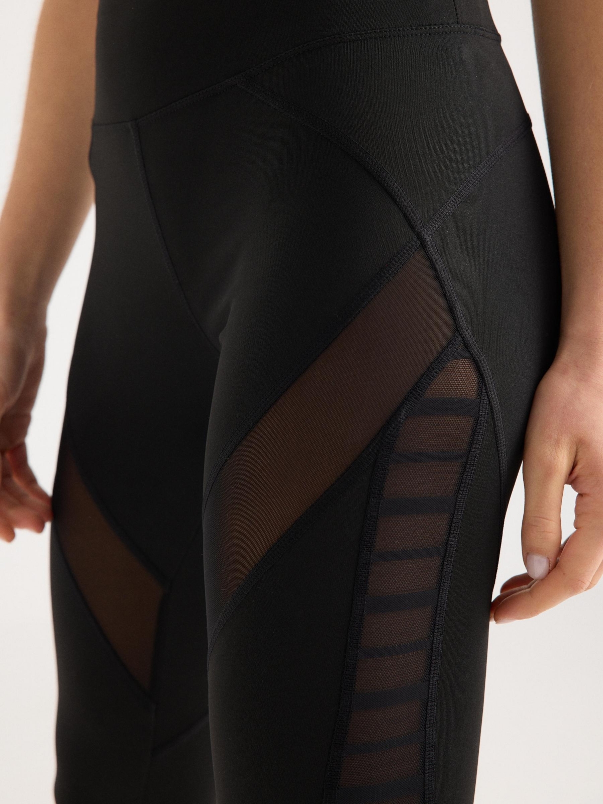 Combined mesh block leggings black detail view