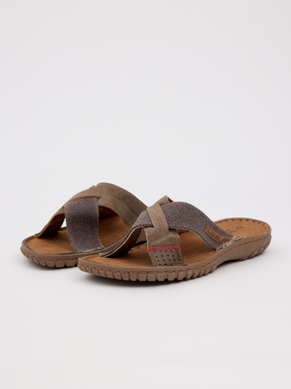 Sandal combined crossed straps taupe 45º front view