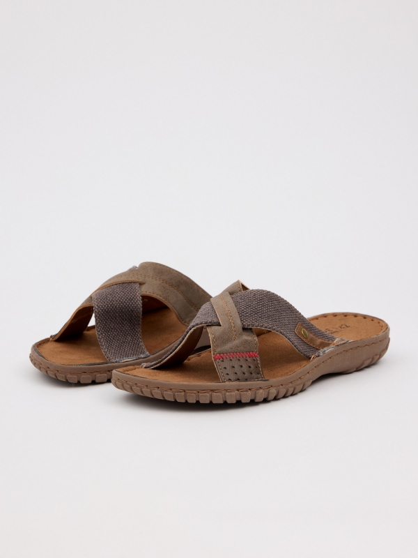 Sandal combined crossed straps taupe 45º front view