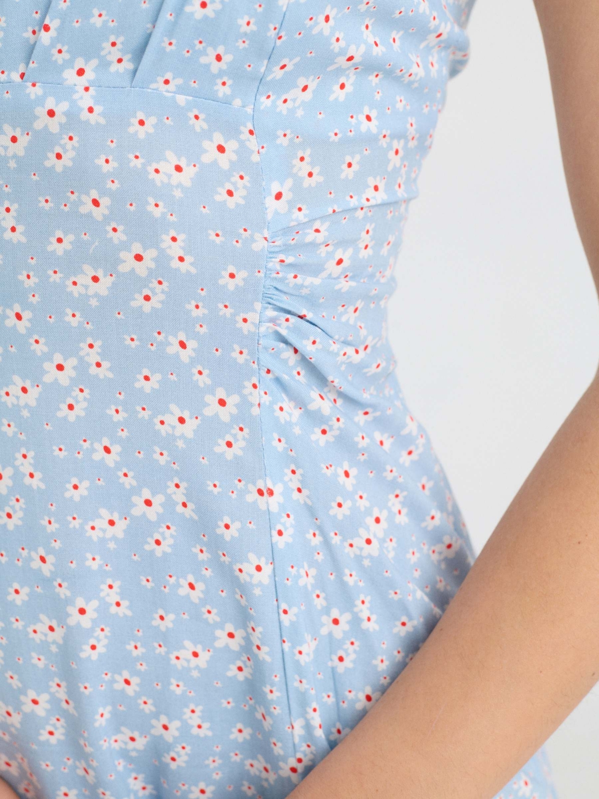Daisy print midi dress light blue detail view