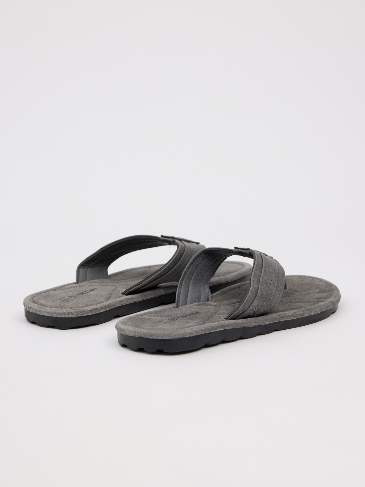 Sandália de couro cinza vista traseira 45º