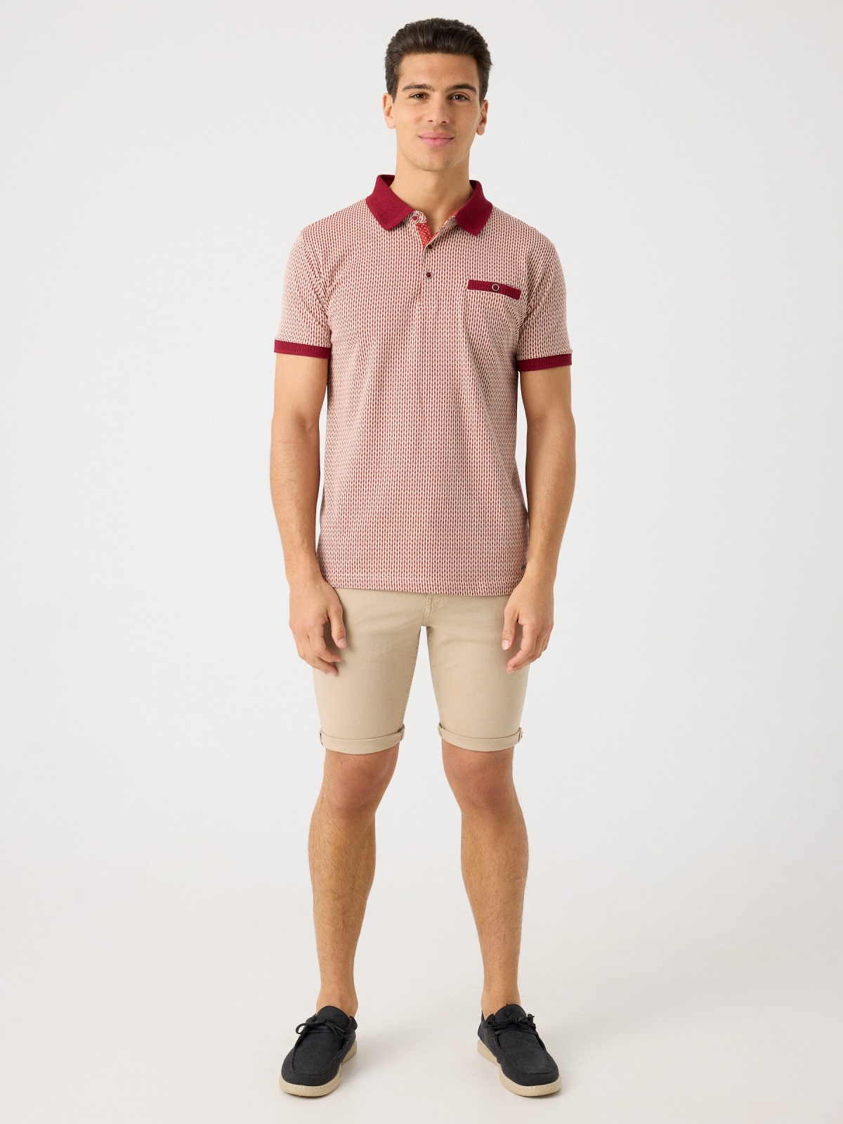 Printed polo shirt with rib details burgundy front view