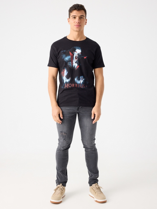 T-shirt com estampa Morbius preto vista geral frontal