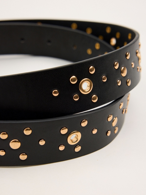 Golden details belt black