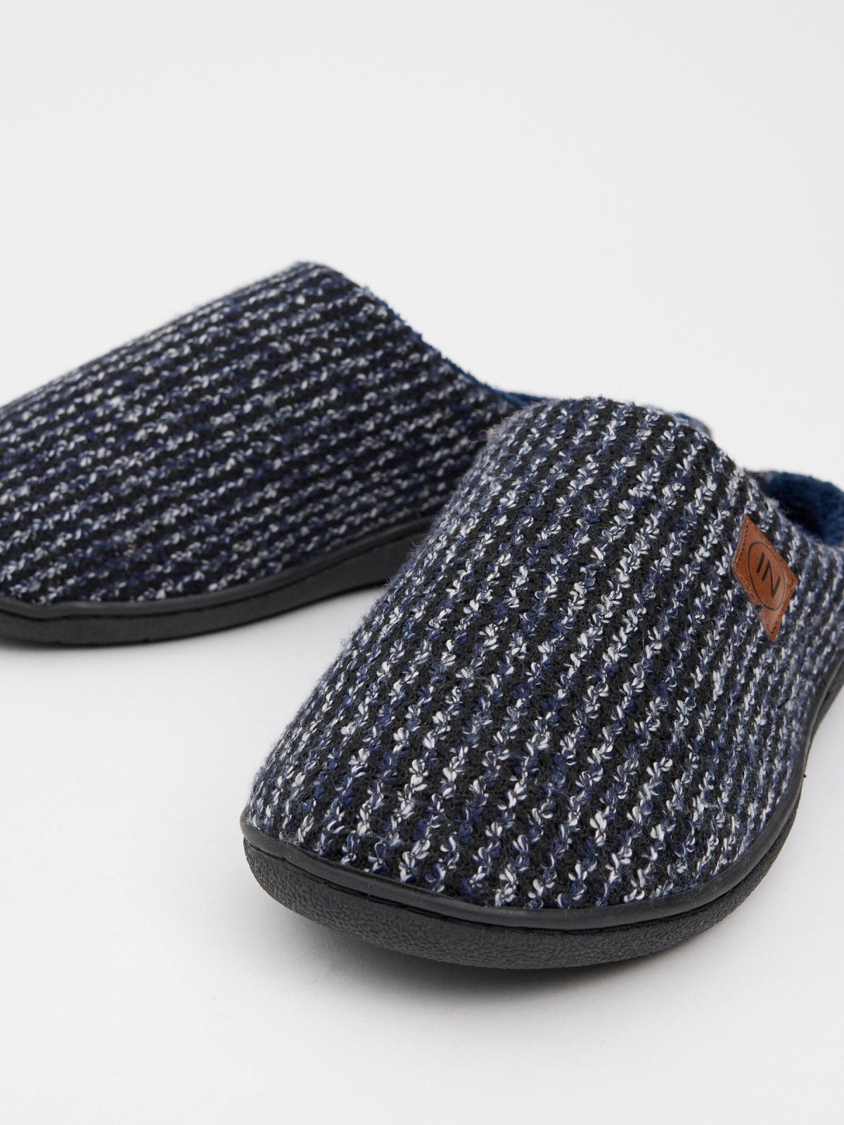 Marbled knit slippers navy detail view