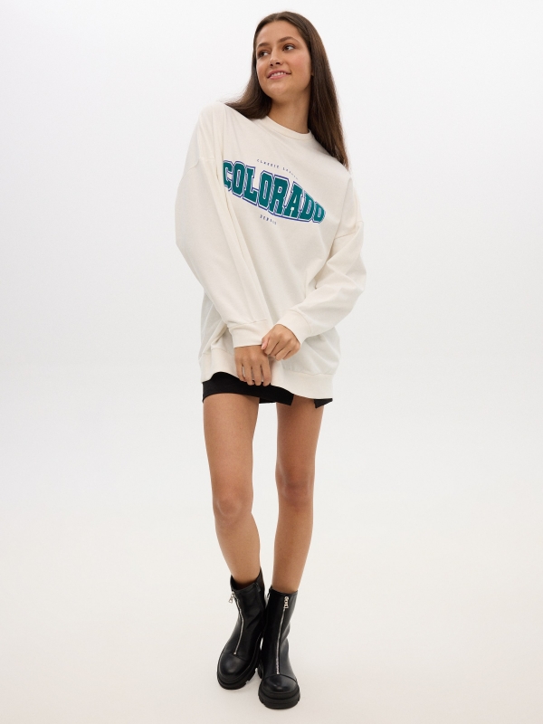 Oversized sweatshirt with print off white front view