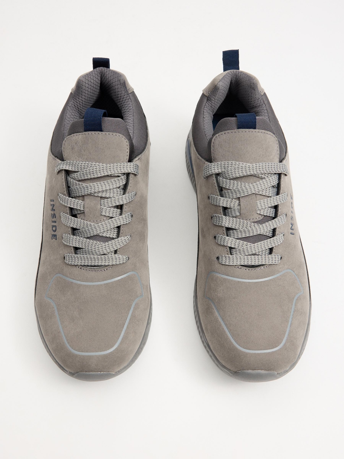 Casual gray leather effect trainers grey zenithal view